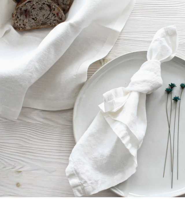 The Estate Napkin in White